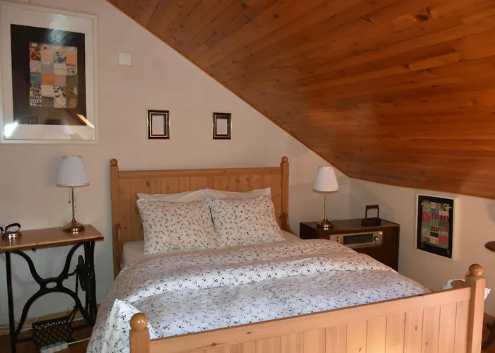 Sintra Small Hostel